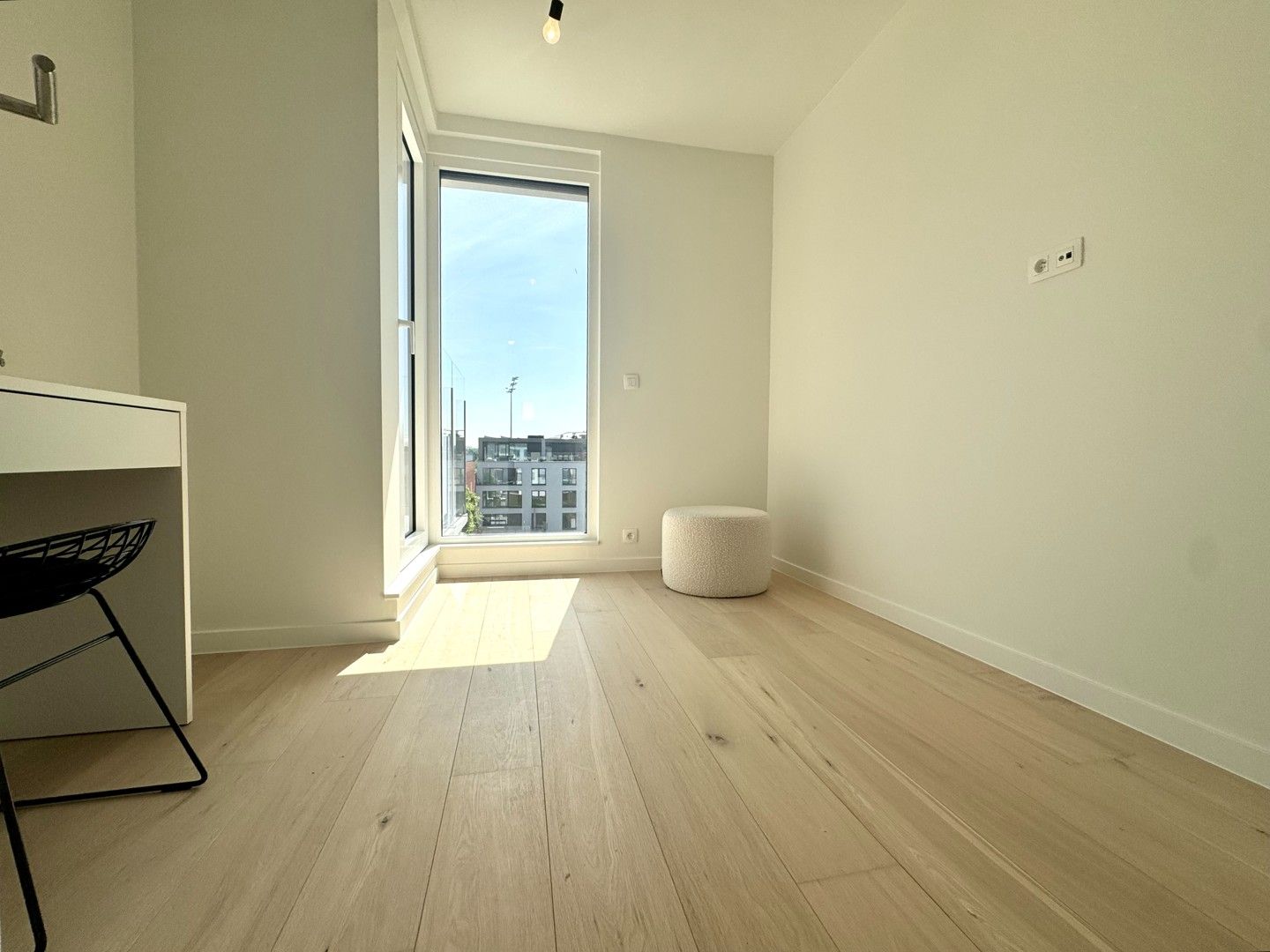 Subliem appartement in het bruisende hart van Waregem! foto 8