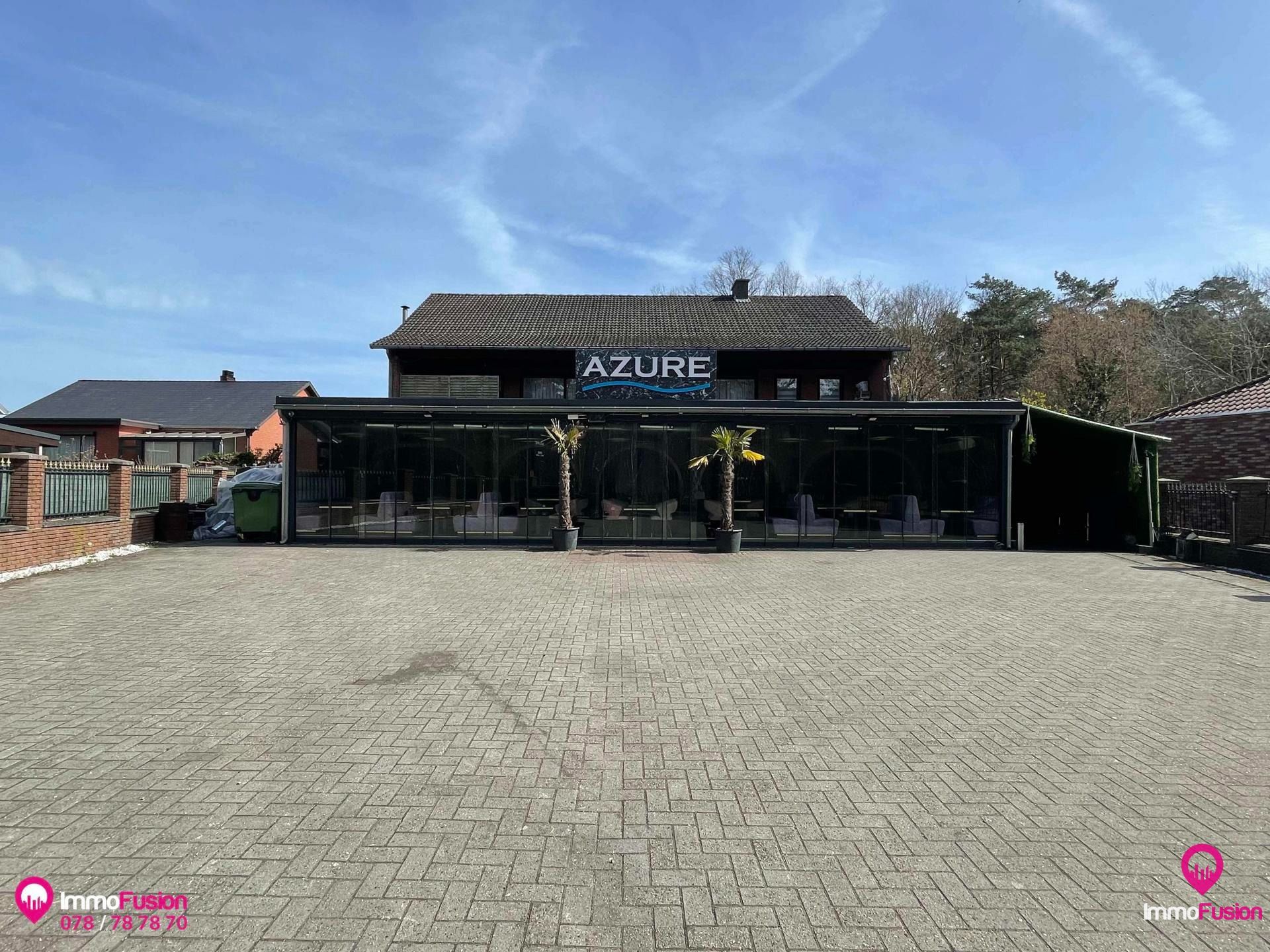 Riant handelspand met apart appartement + parking op toplocatie! foto 4