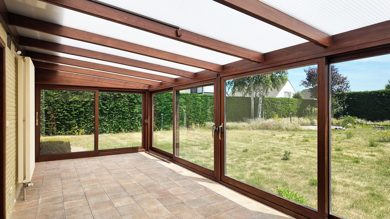 Villa op zonnig en ruim perceel met investeringspotentieel foto 6