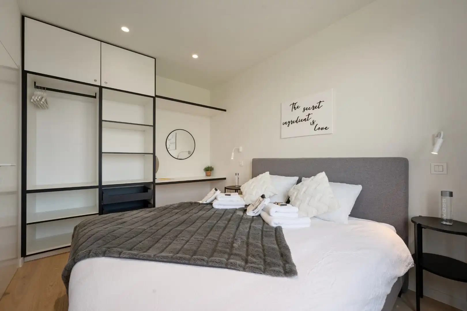 Instapklaar gemeubeld 2-slaapkamerappartement met zeezicht en duinenzicht te Bredene  foto 11