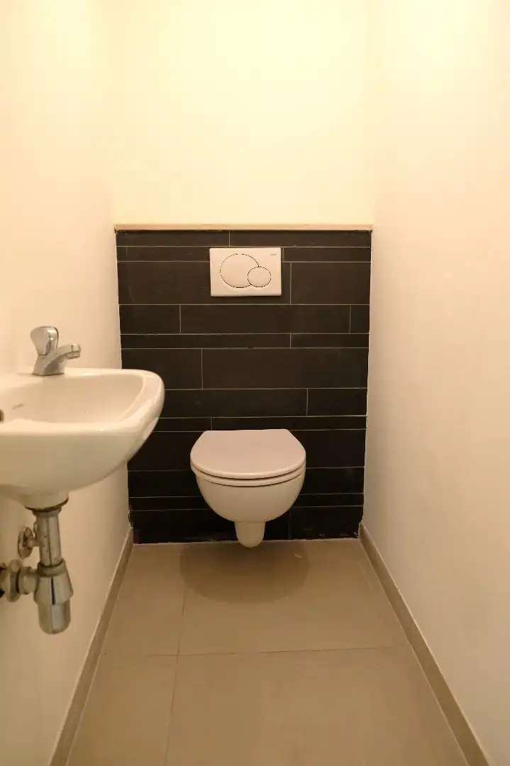 Recent opgefrist appartement met 2 slaapkamers centrum Zottegem foto 11