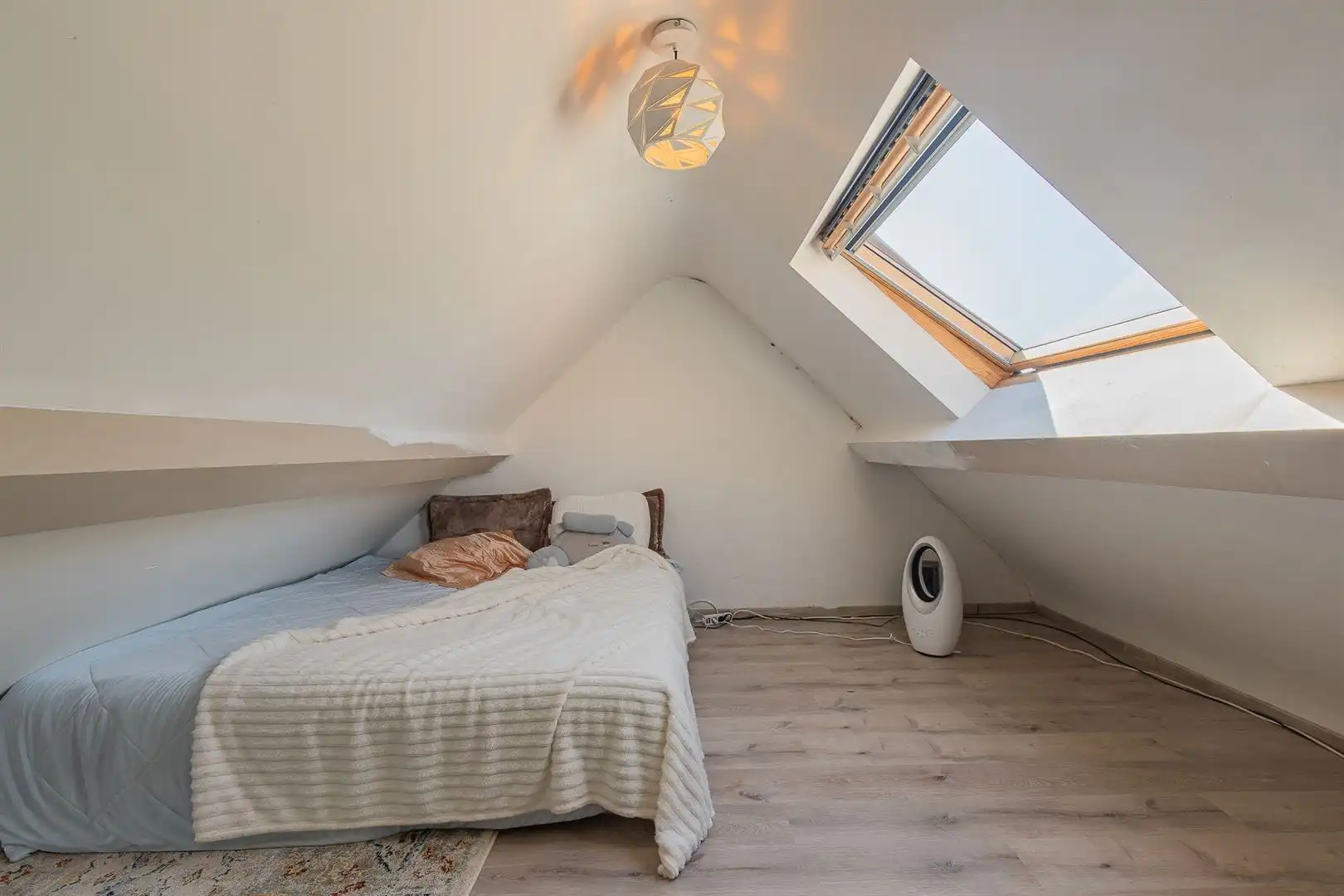 Opbrengstgebouw met 2 ruime appartementen in centrum Lebbeke foto 15