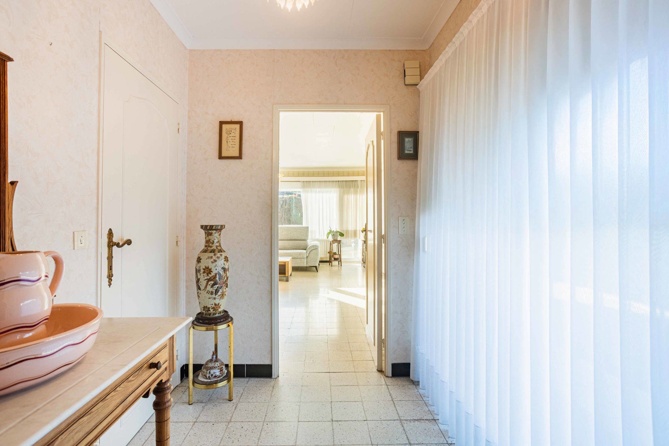 Instapklare bungalow met 4 slaapkamers foto 3