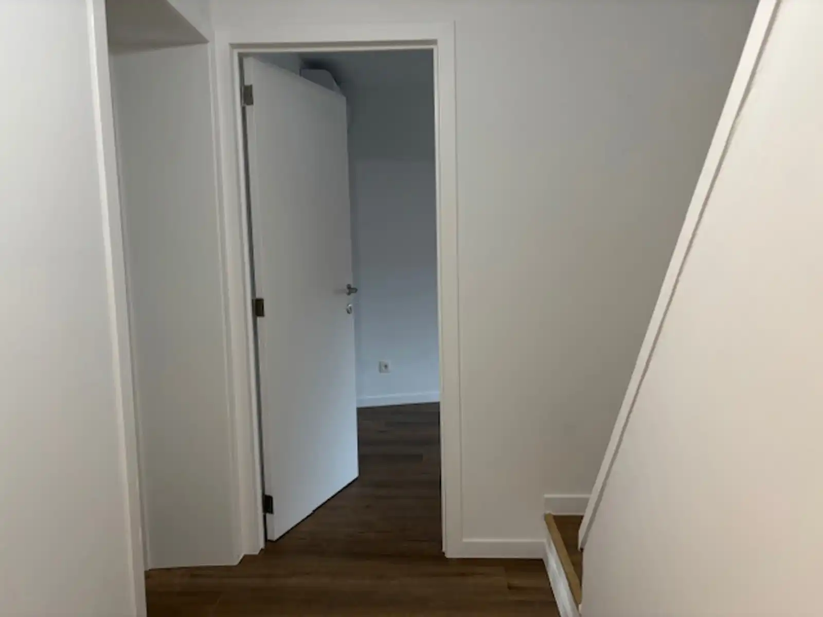 Volledig gerenoveerde woning 3 slpks te Landen (Walshoutem) foto 12