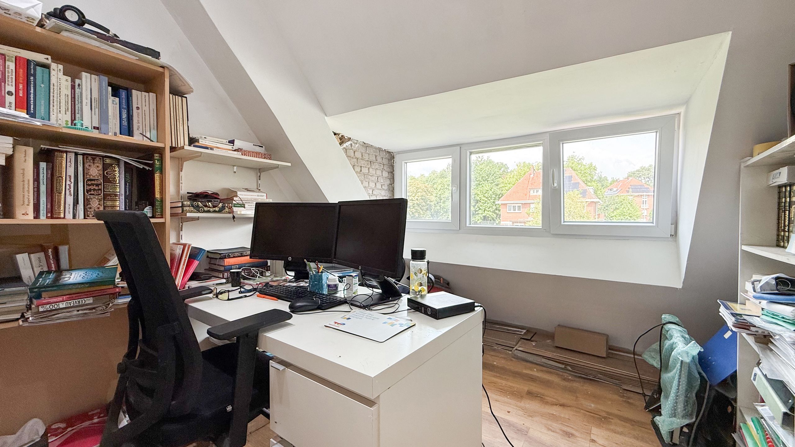 Woning met handelsruimte en 203 m² woonopp. te Houthalen! foto 29