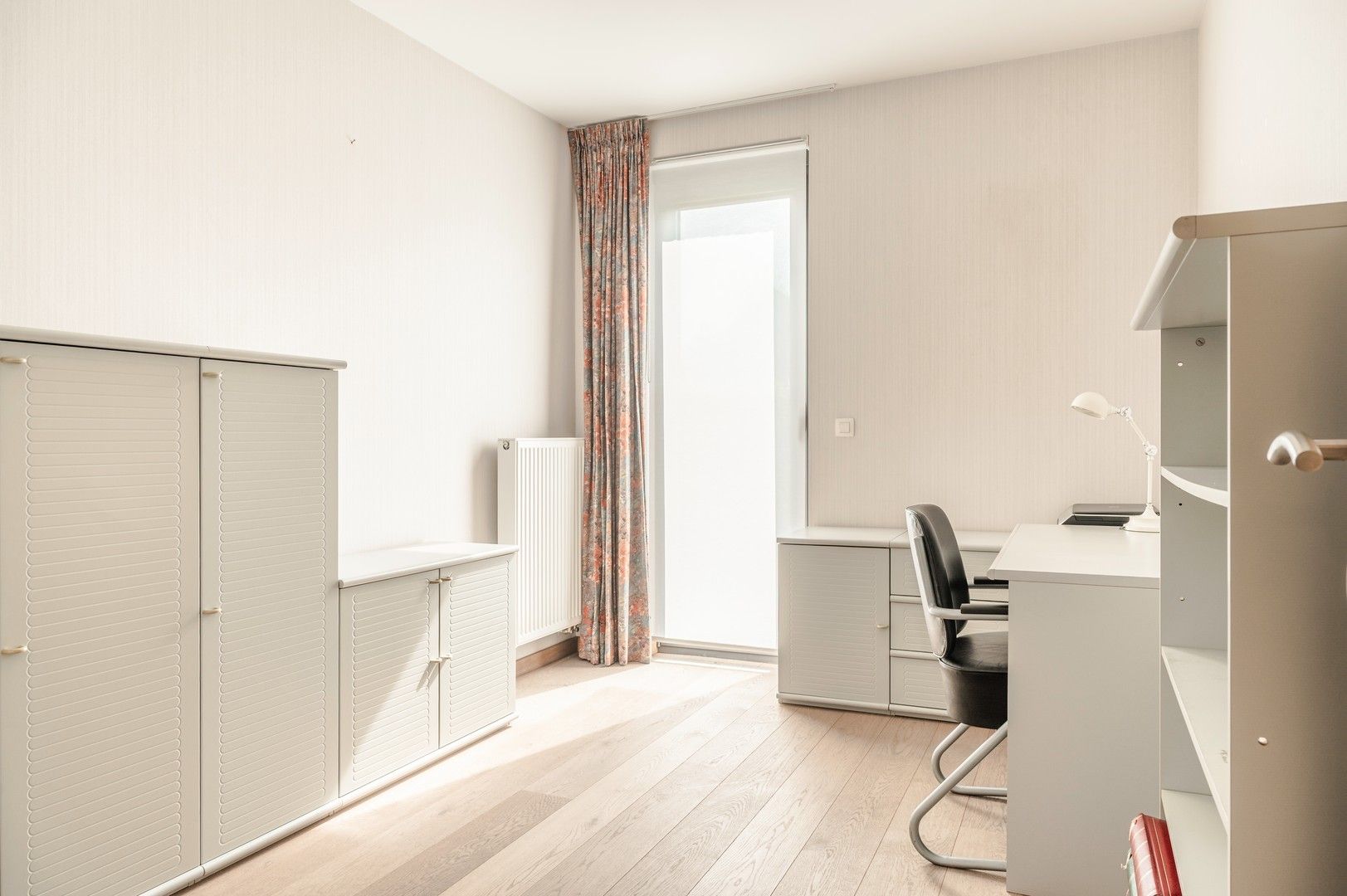 Instapklaar gelijkvloers appartement met tuin + optioneel een garage box! foto 13