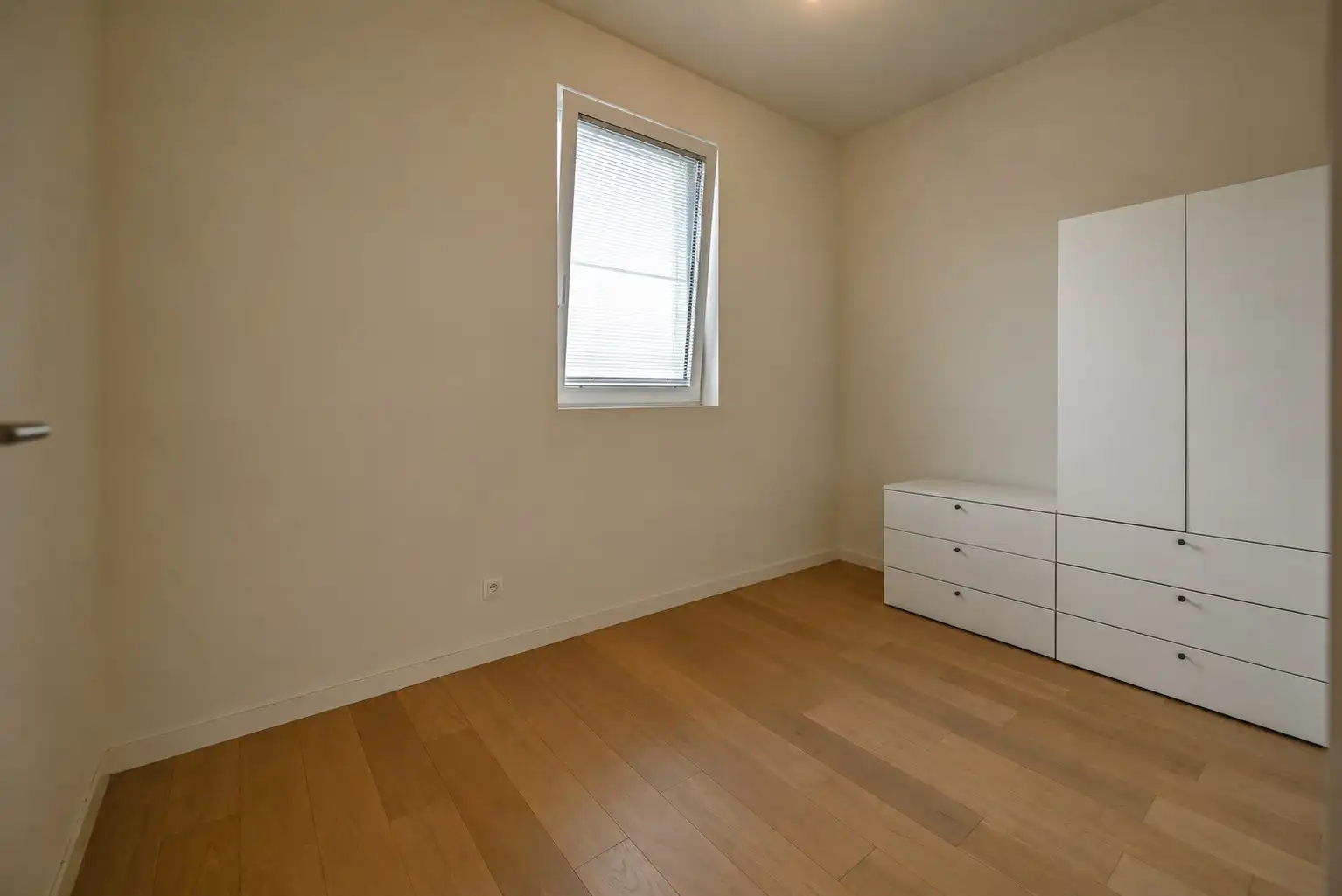 Luxueus appartement op de bovenste verdieping met panoramisch zicht over Roeselare foto 6