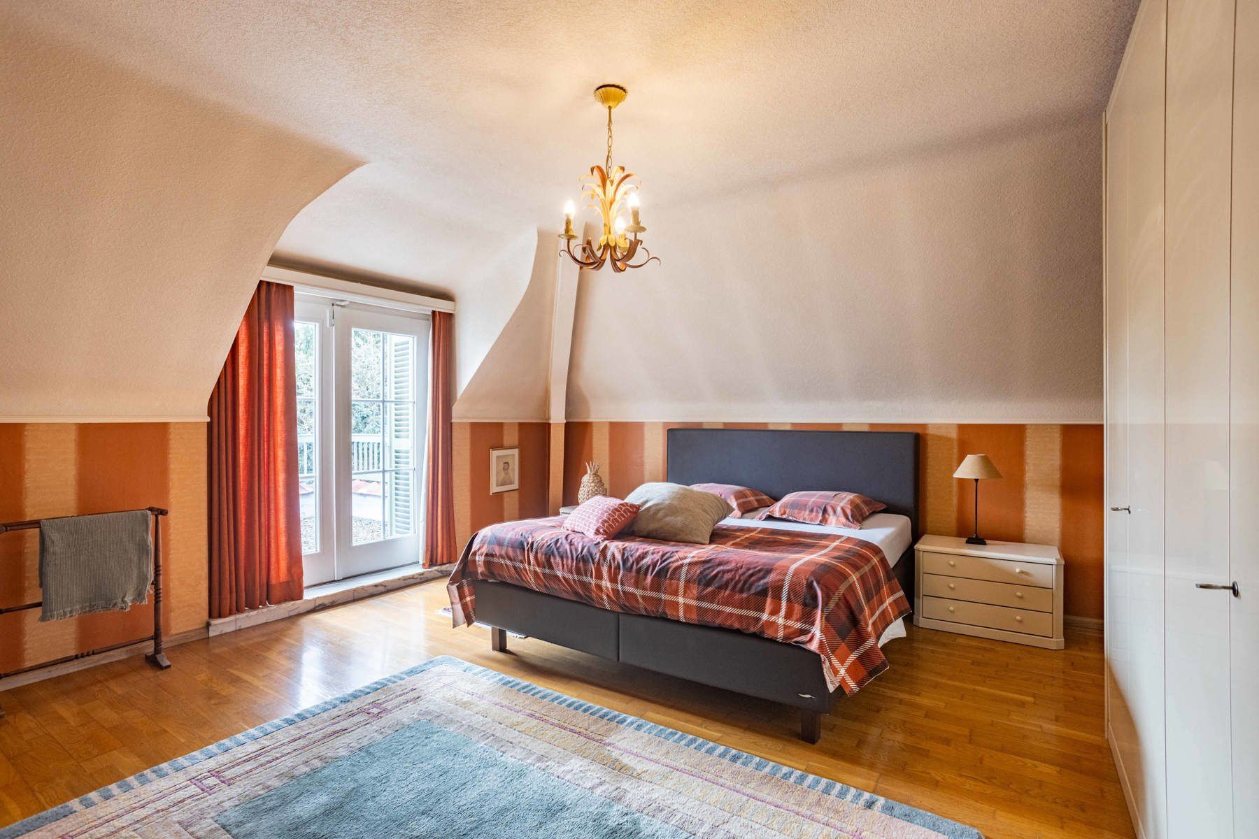 Riante Villa met 5 slpk en praktijkruimte op 1100m² foto 16