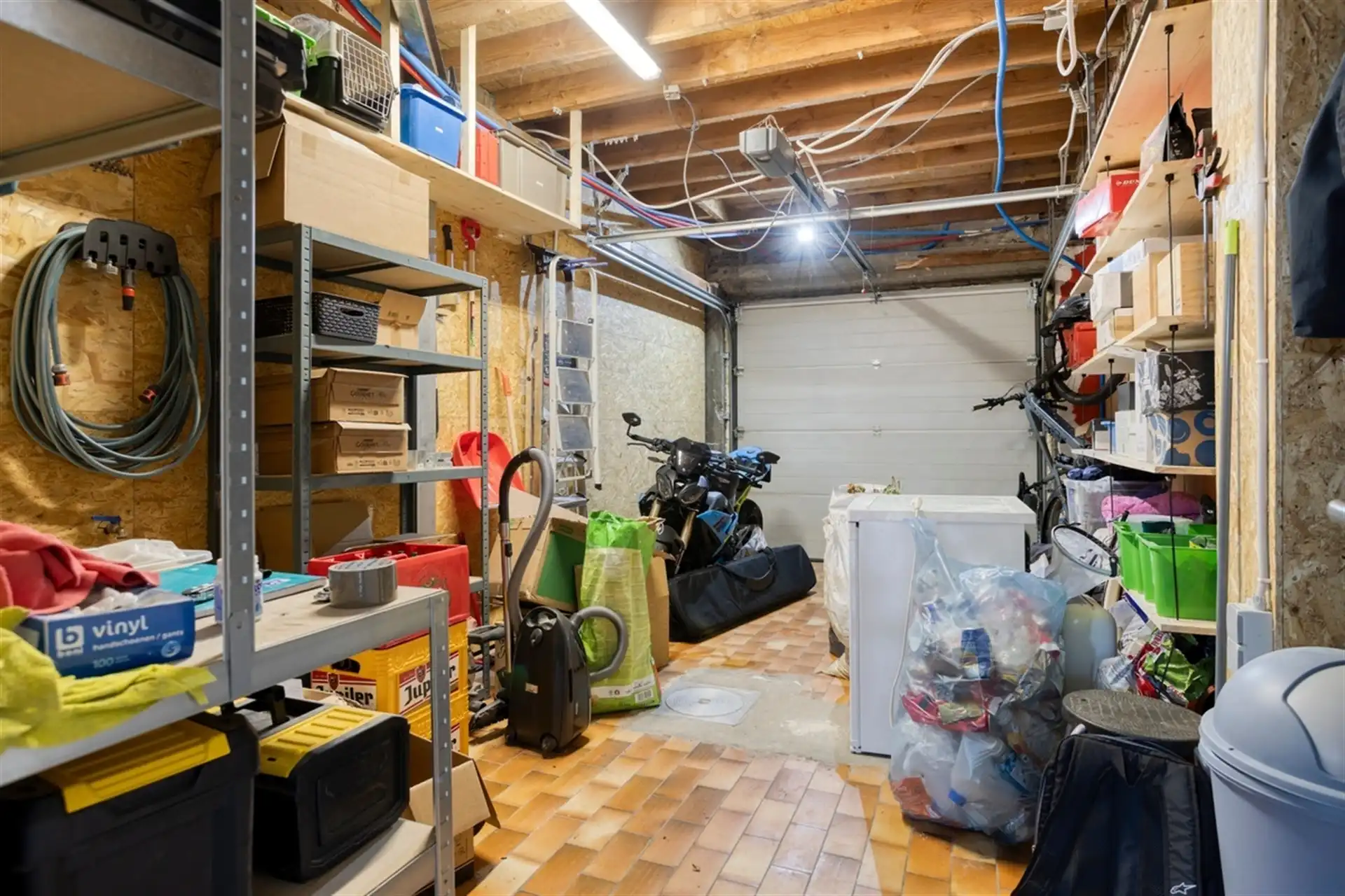 Ruime, volledig gerenoveerde woning in hartje centrum foto 14