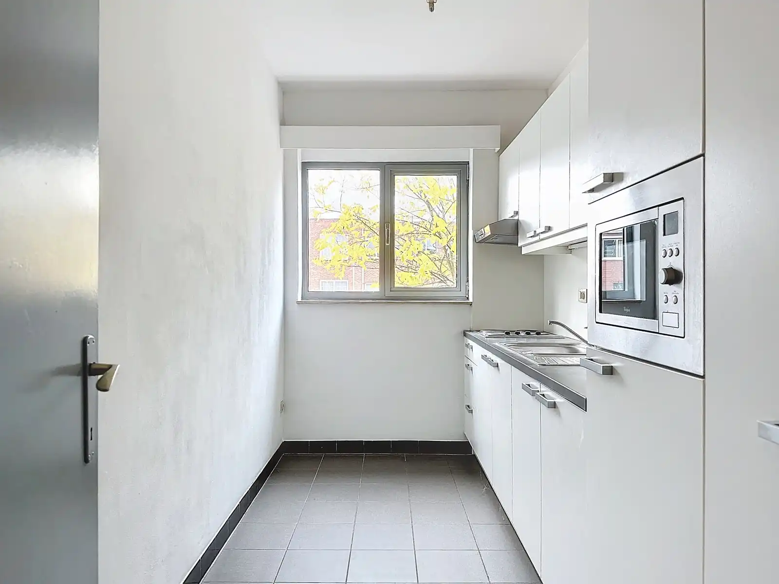 Instapklaar appartement in rustige buurt foto 2