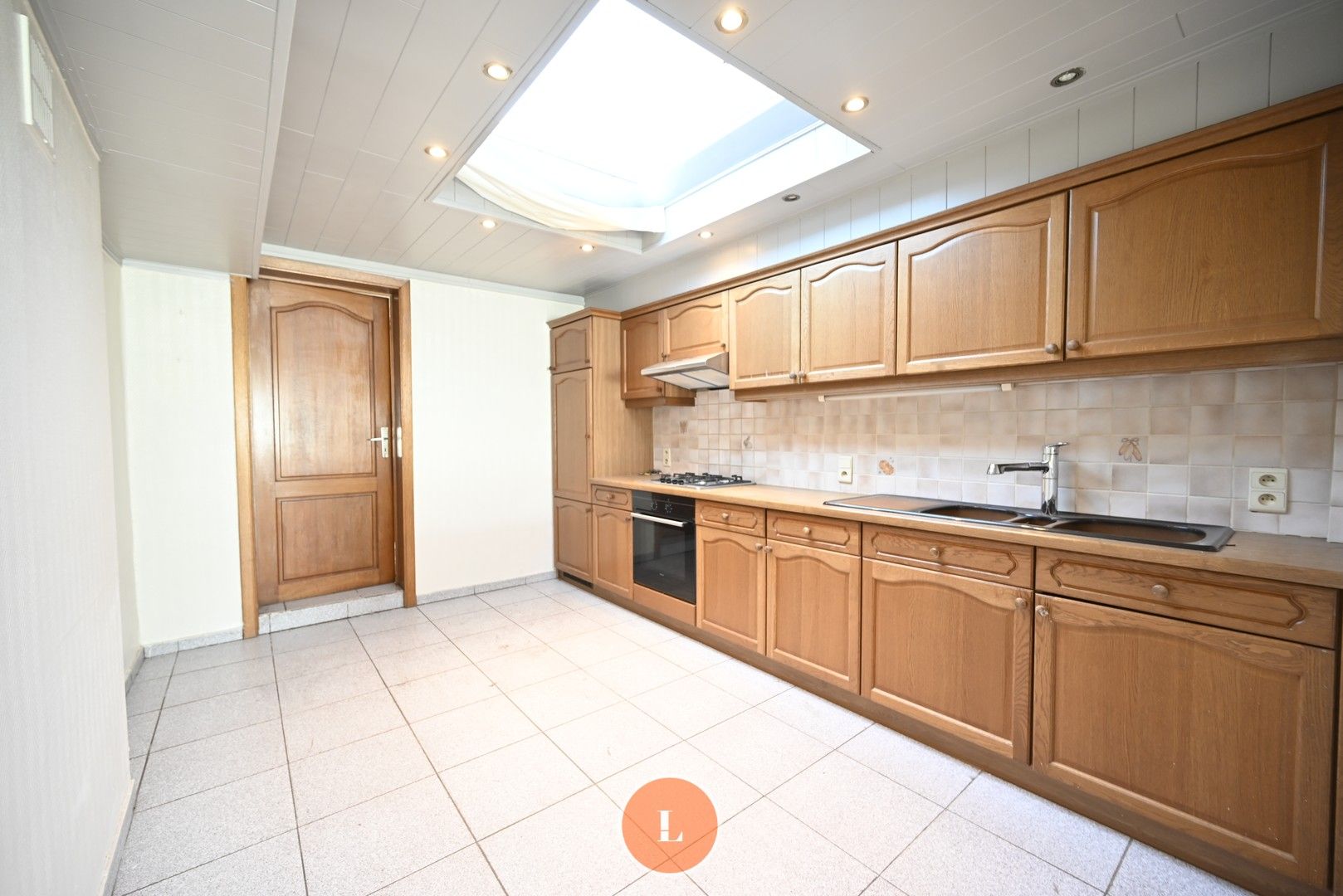 Te koop woning met garage te Harelbeke foto 3