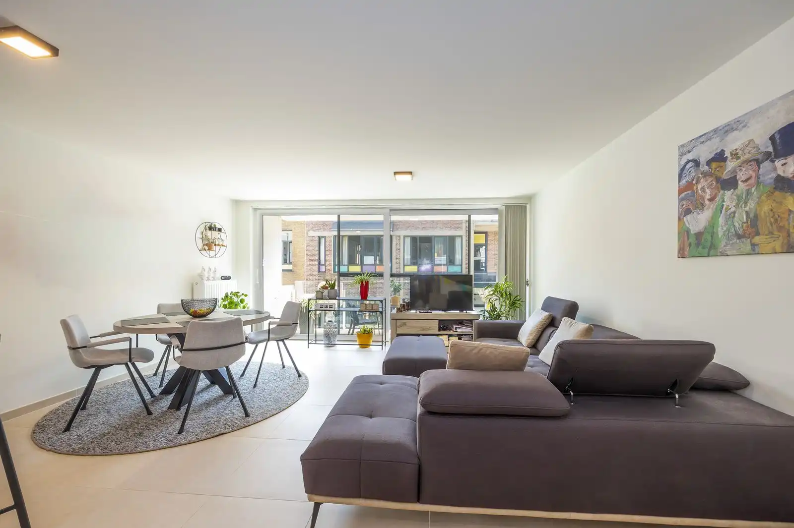 Modern appartement met 2 slpk, terras in jonge residentie foto 6