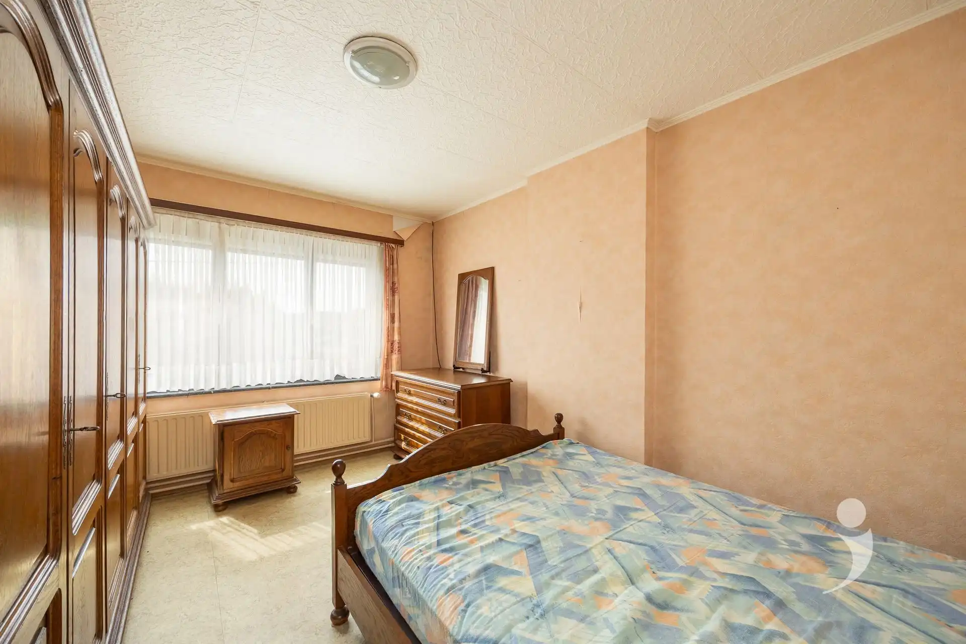 Te renoveren woning met vier slaapkamers!  foto 19