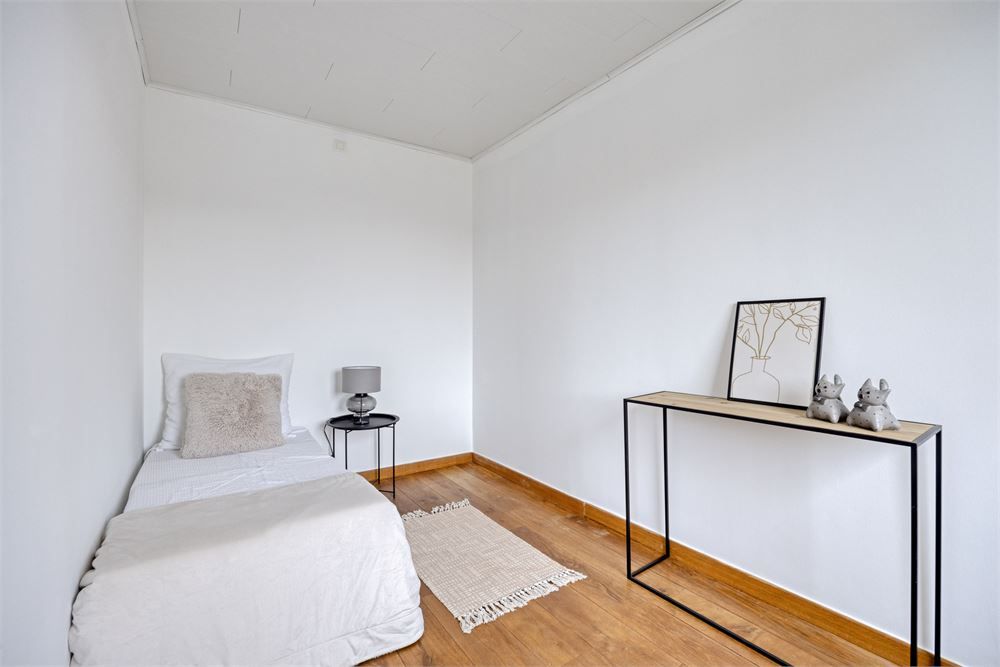 Gerenoveerd dakappartement foto 12
