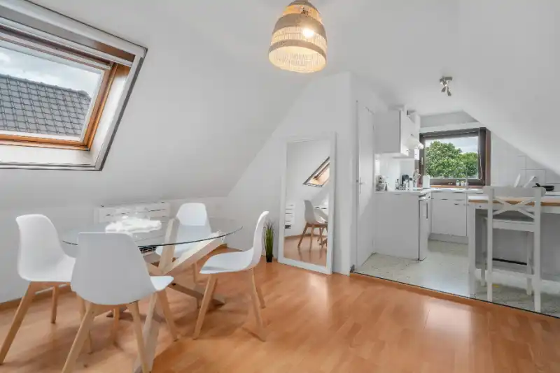 --- NIEUW --- Gunstig gelegen, instapklaar 1-slaapkamerappartement foto 2