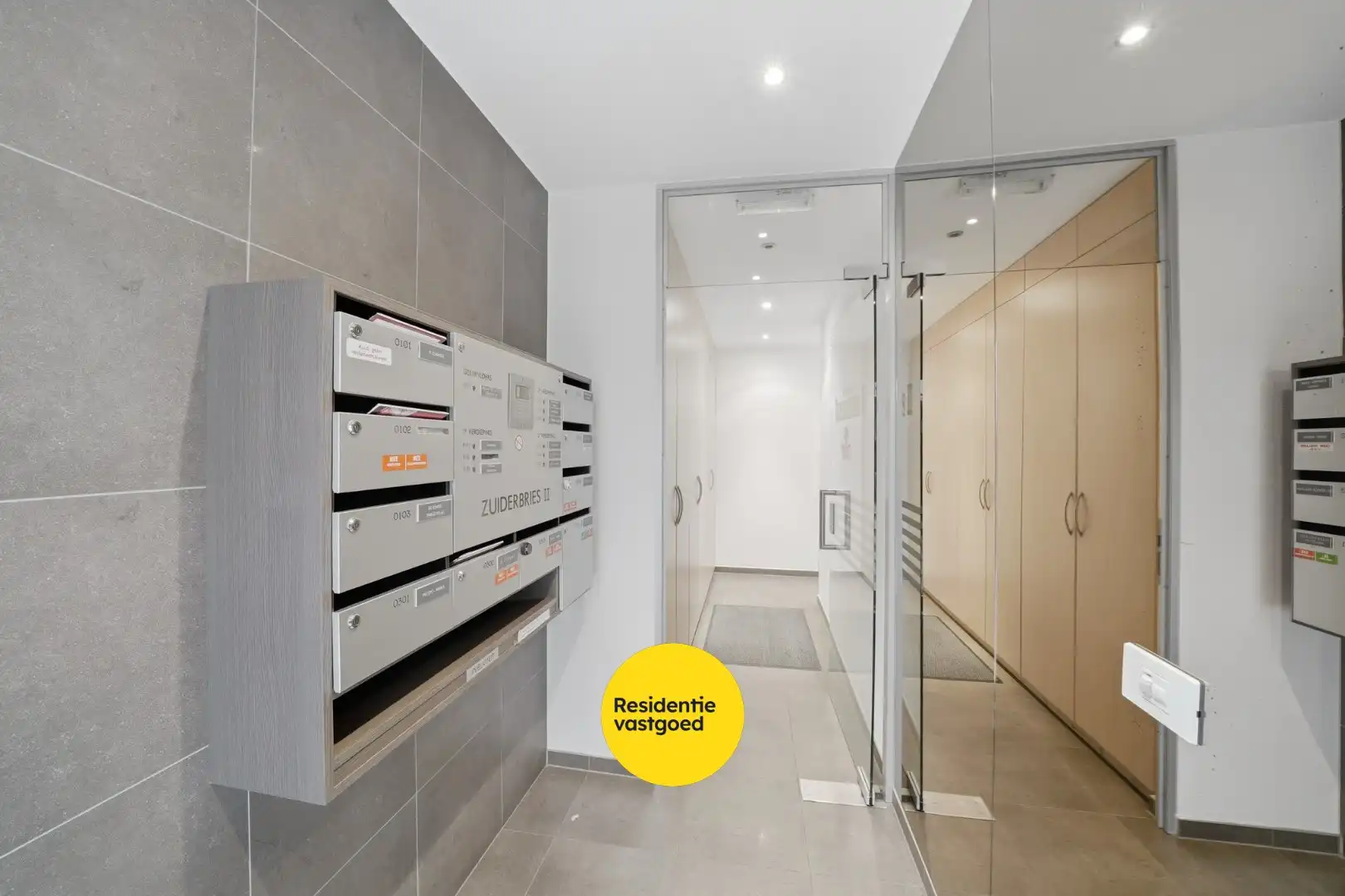 Instapklaar duplexappartement met 2 slaapkamers in Bredene Duinen foto 18