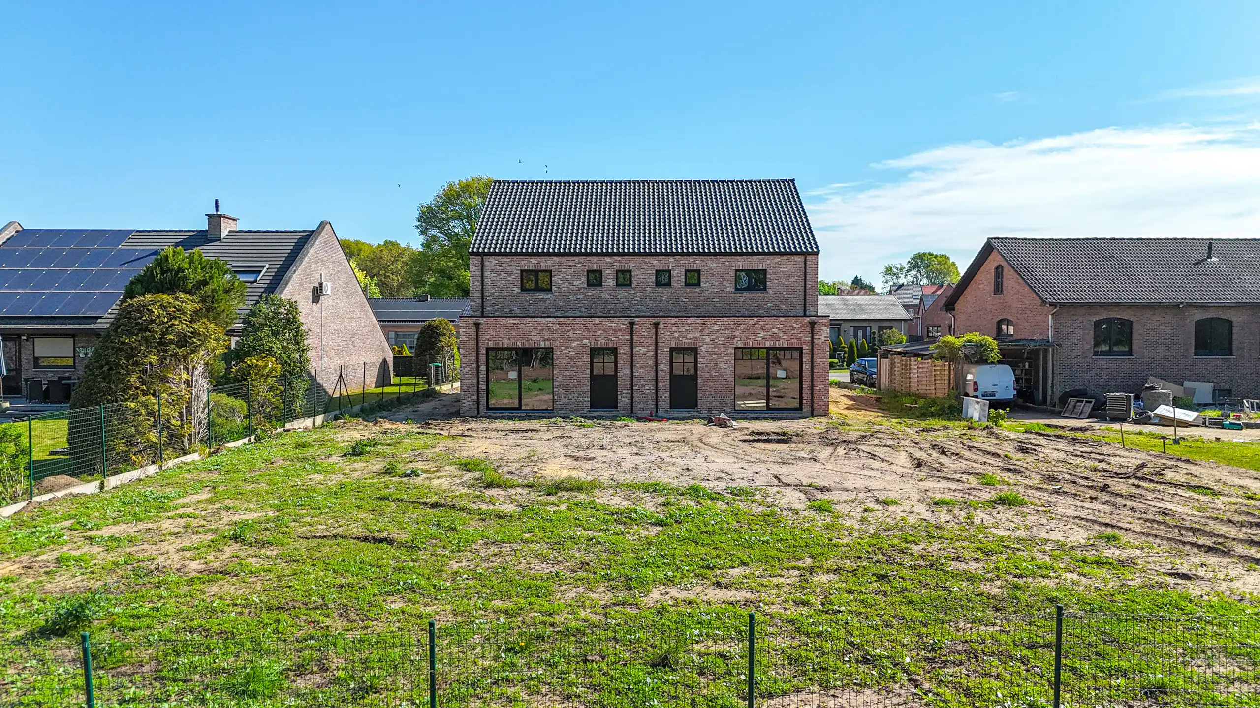 Tijdloze nieuwbouwwoning met 4 slpks + uitzicht op het groen! foto 10
