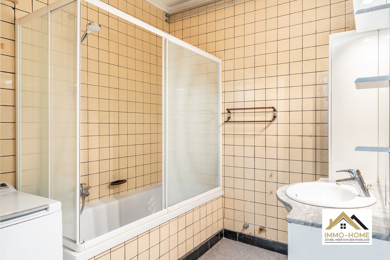 Op te frissen appartement op topligging te Gent foto 14