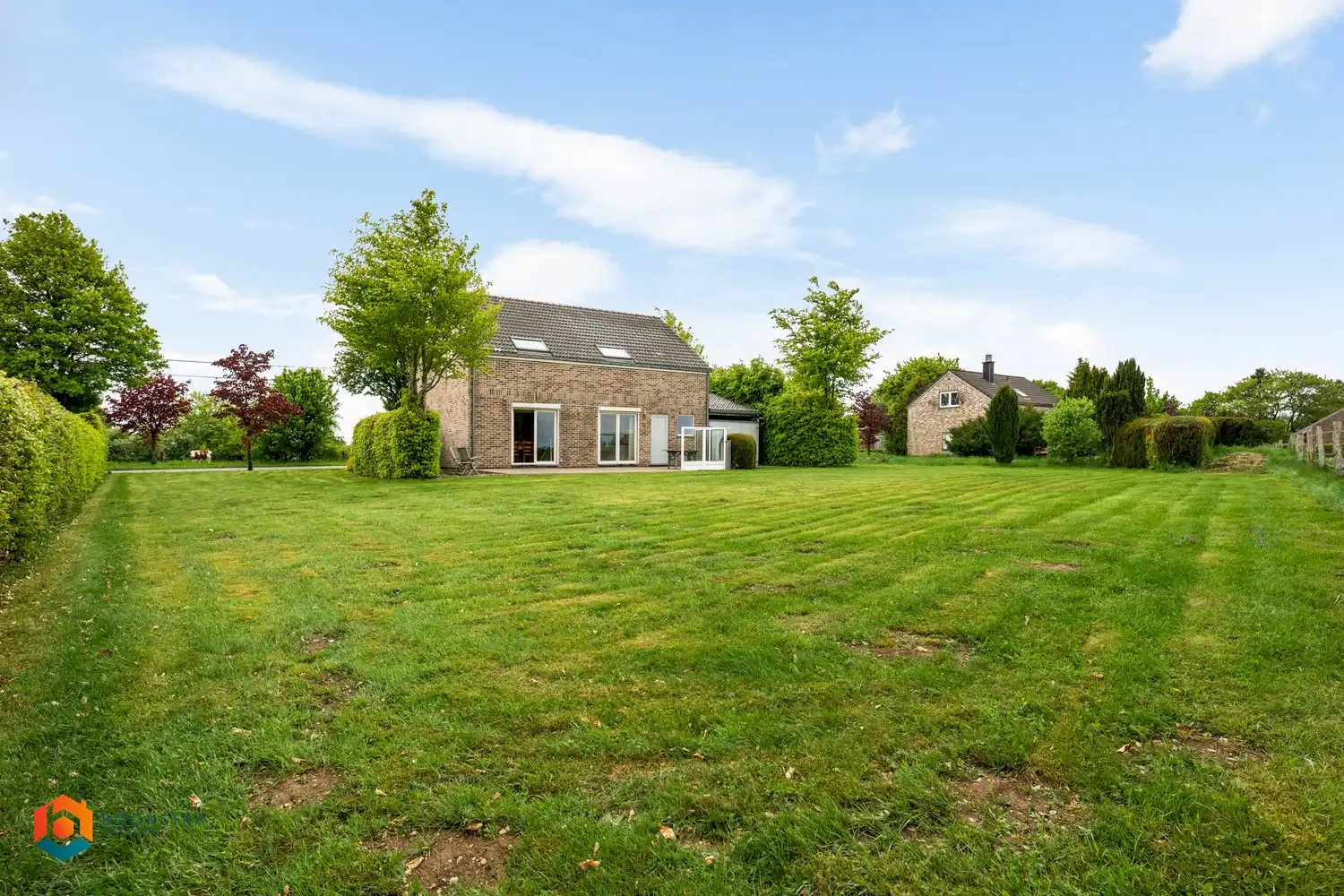 Instapklare woning met 4 slpkrs op perceel van 1122m² in regio Waimes foto 12
