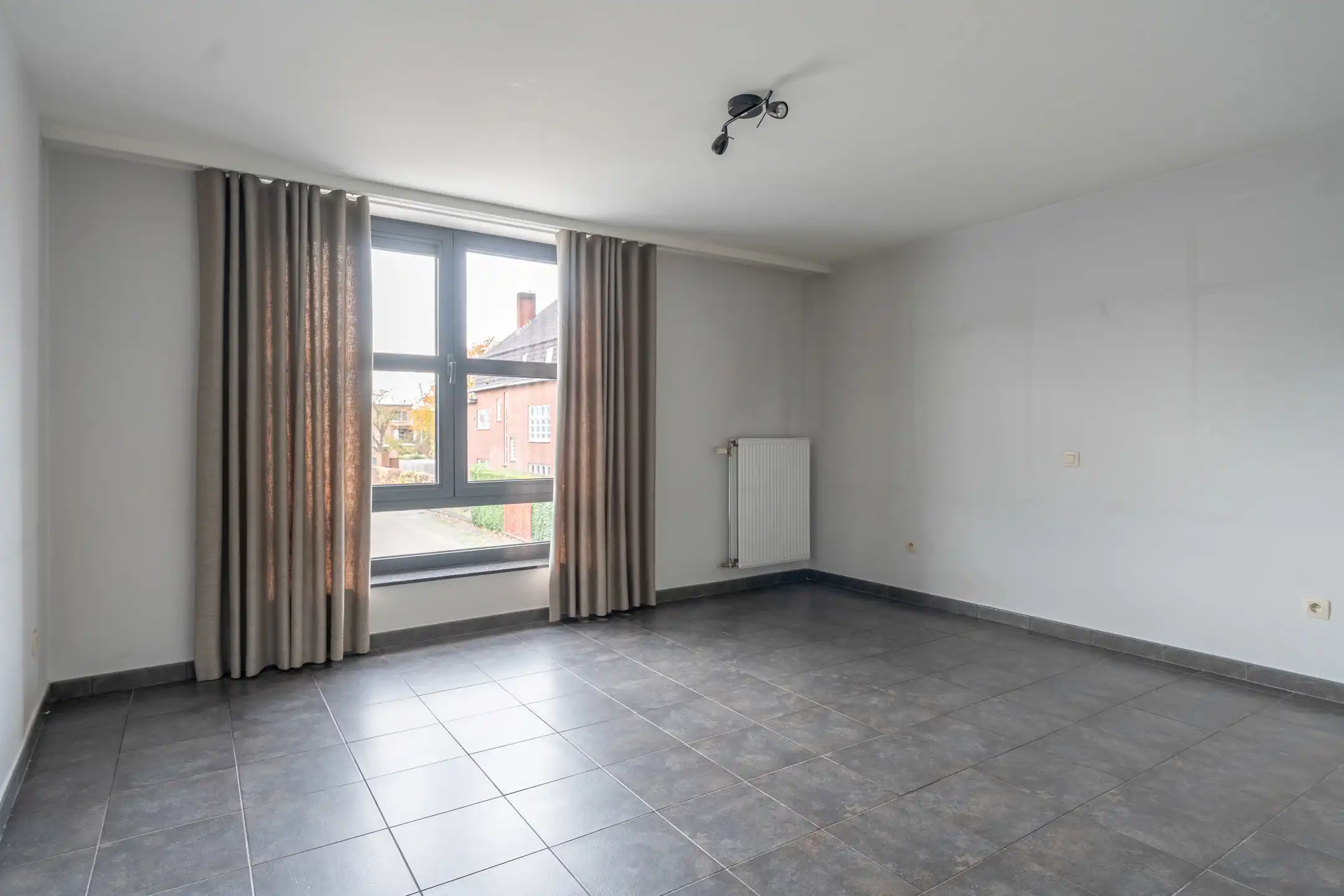 Modern 2-slaapkamer appartement met terras te Turnhout. foto 7