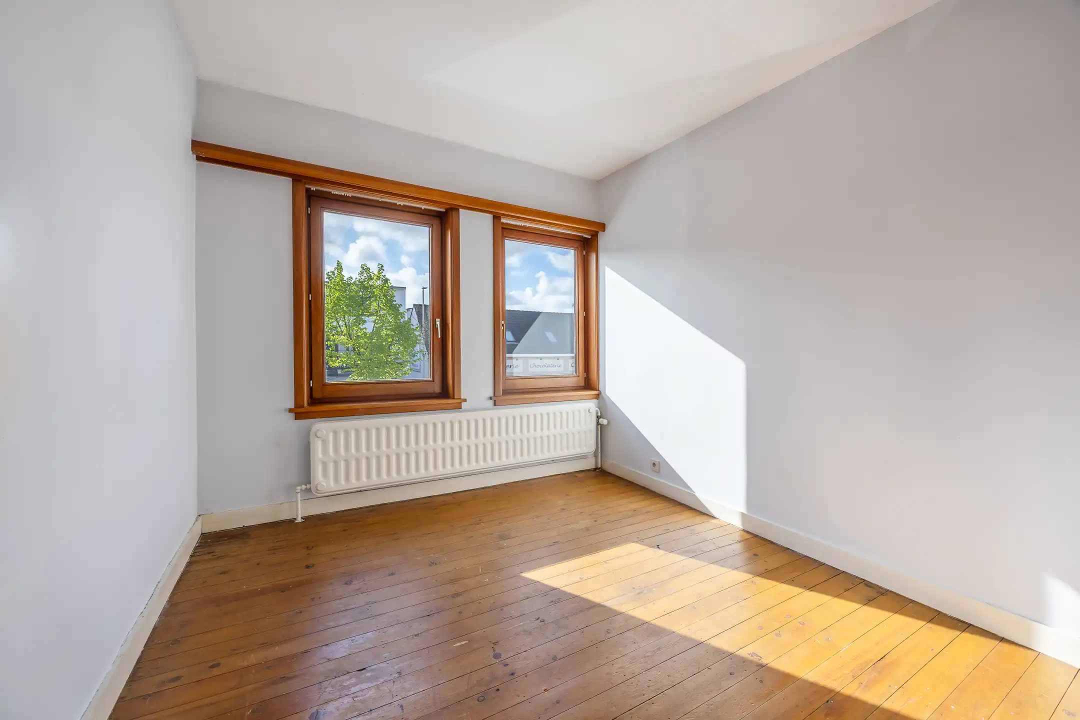 Handelshuis met magazijn op centrale ligging foto 7