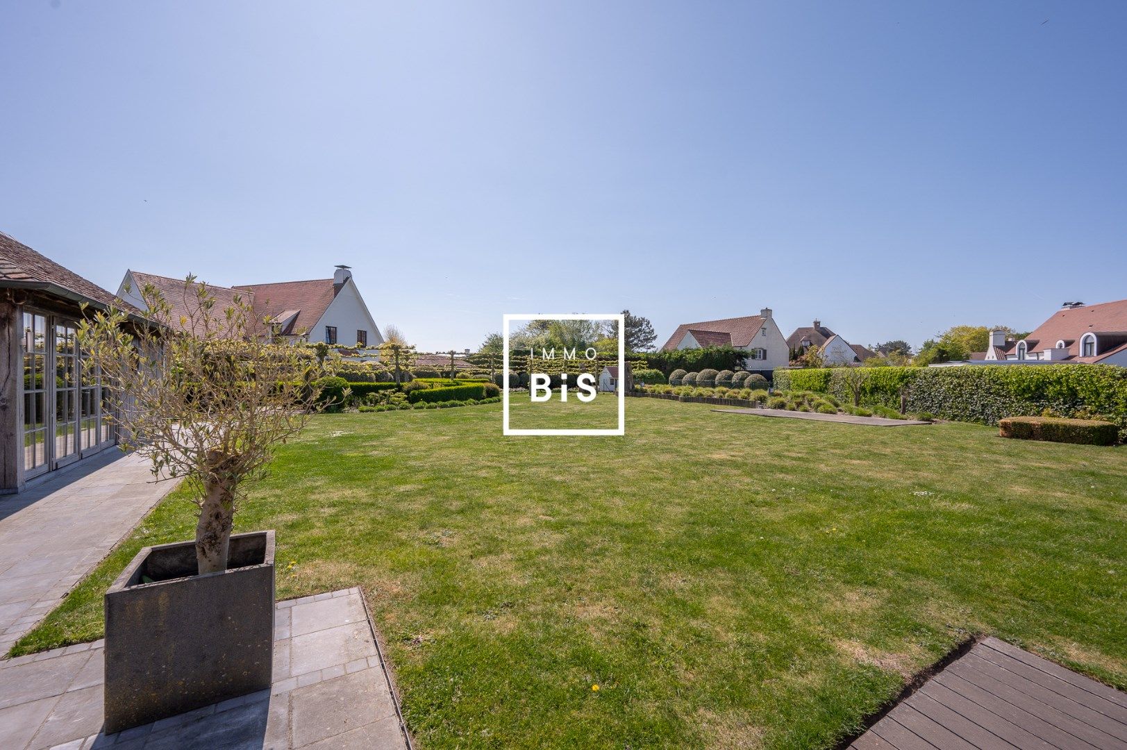 ()=>{if(producerUpdateValueVersion(node),producerAccessed(node),node.value===ERRORED)throw node.error;return node.value} Hortensialaan 15 - - 8300 Knokke-Heist