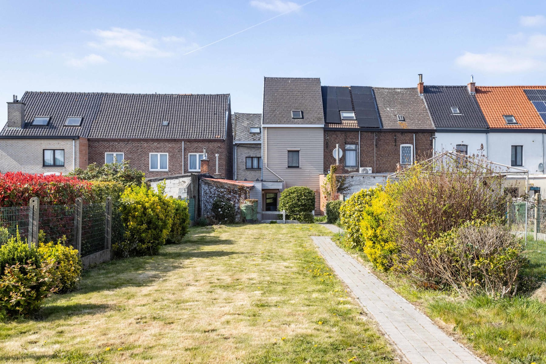 Goed onderhouden woning met garage te Aalst!  foto 28