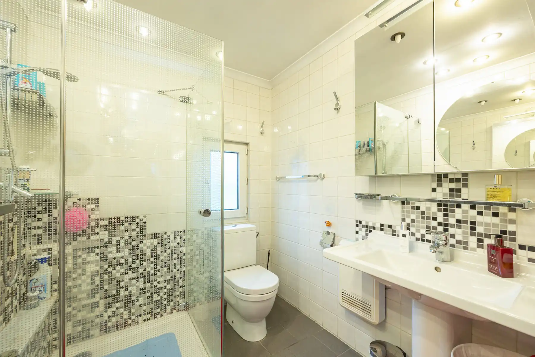 Huis met veel potentieel foto 5