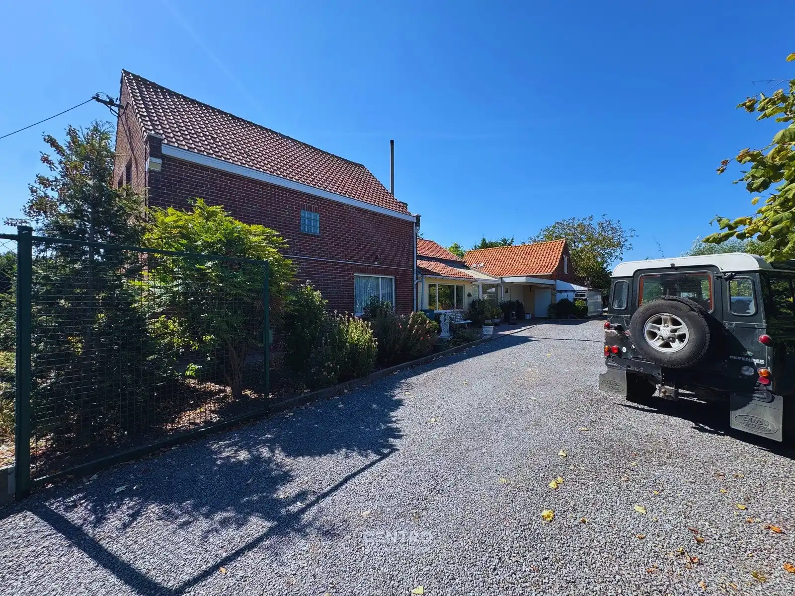 Idyllisch gelegen hoeve op circa 1 hectare te Maldegem! foto 4