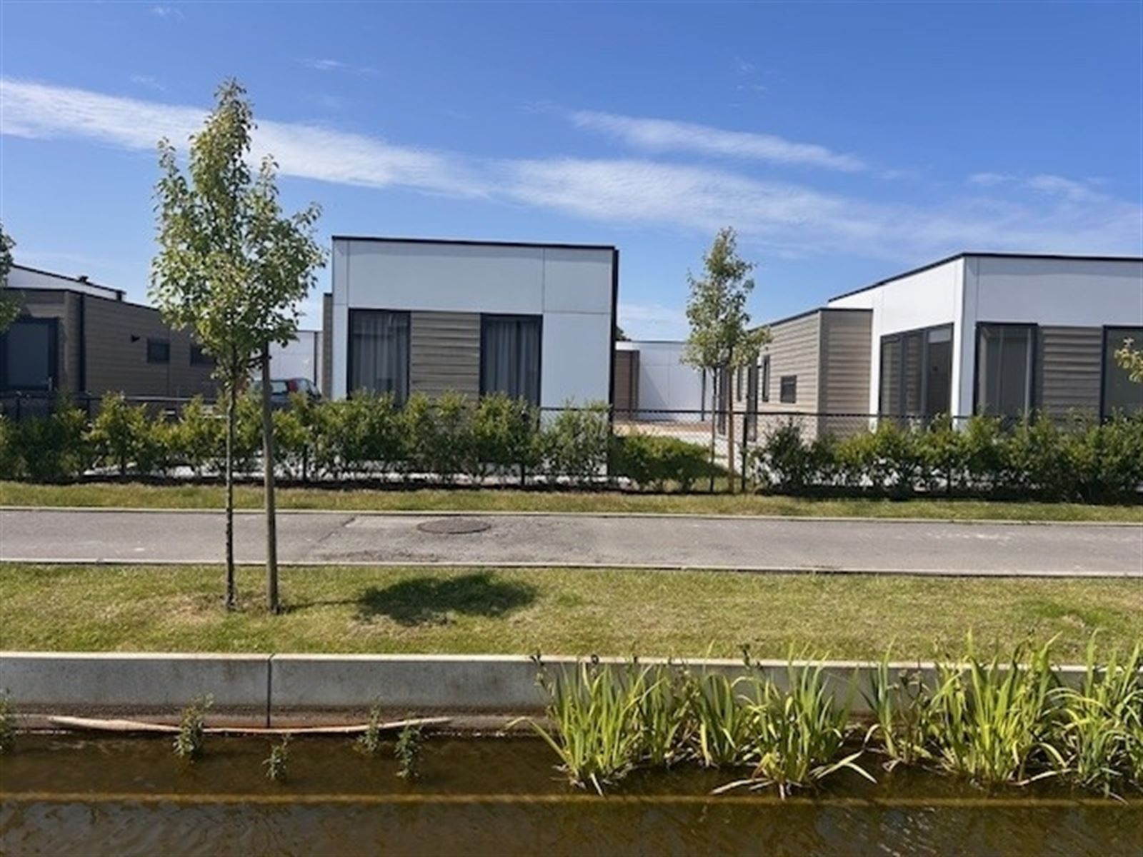 Moderne vakantie lodge mét terras foto 7