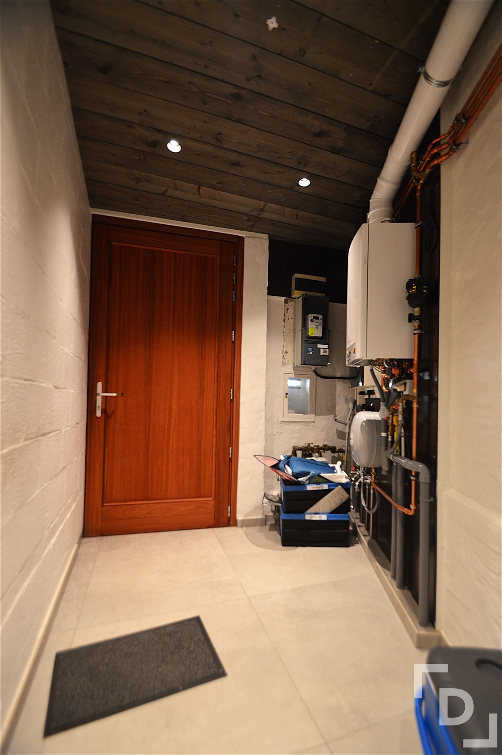 Gerenoveerde woning met 3 slaapkamers en fietsenberging.  foto 21