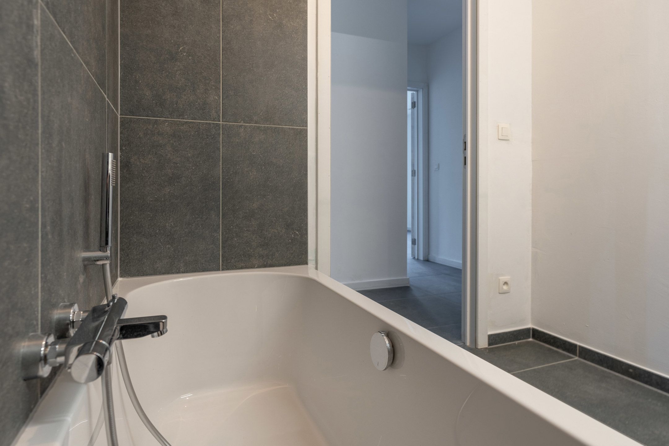 Nieuw energiezuinig (E peil 7) appartement met 1 grote slpk en terras foto 15