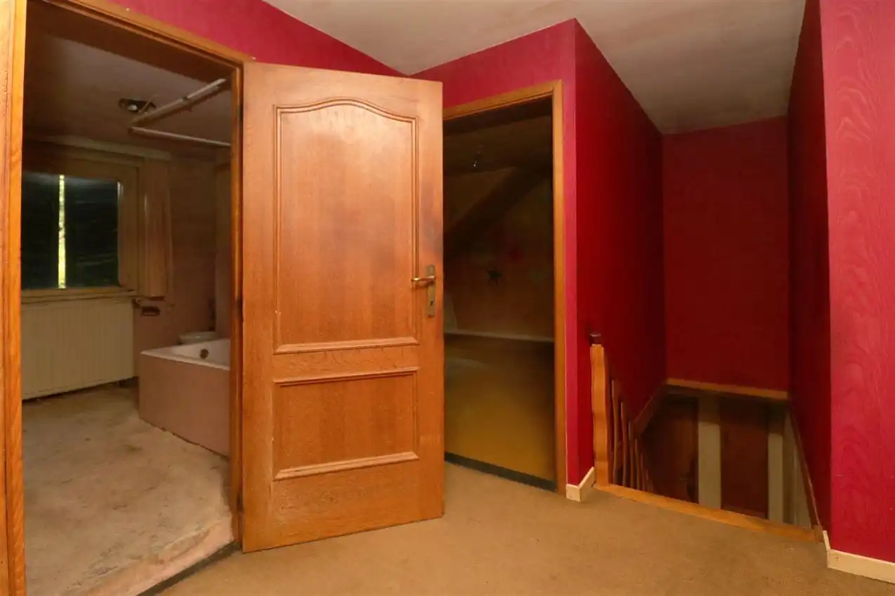 karaktervol, geliefde ligging, 6 slpk, te renoveren foto 22