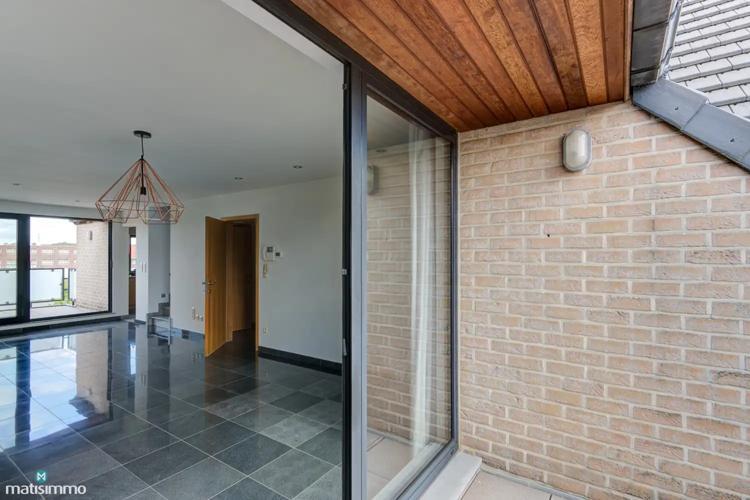 DUPLEXAPPARTEMENT MET 2 SLAAPKAMERS, 2 TERRASSEN EN GARAGEBOX AAN HET CENTRUM VAN BILZEN foto 12