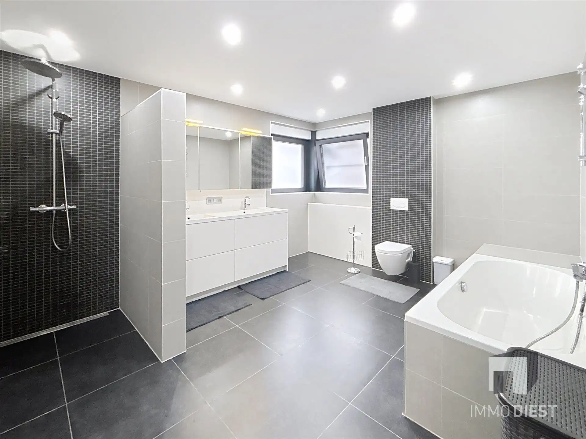 Villa met 5 slaapkamers op 8,50are in doodlopende straat foto 22