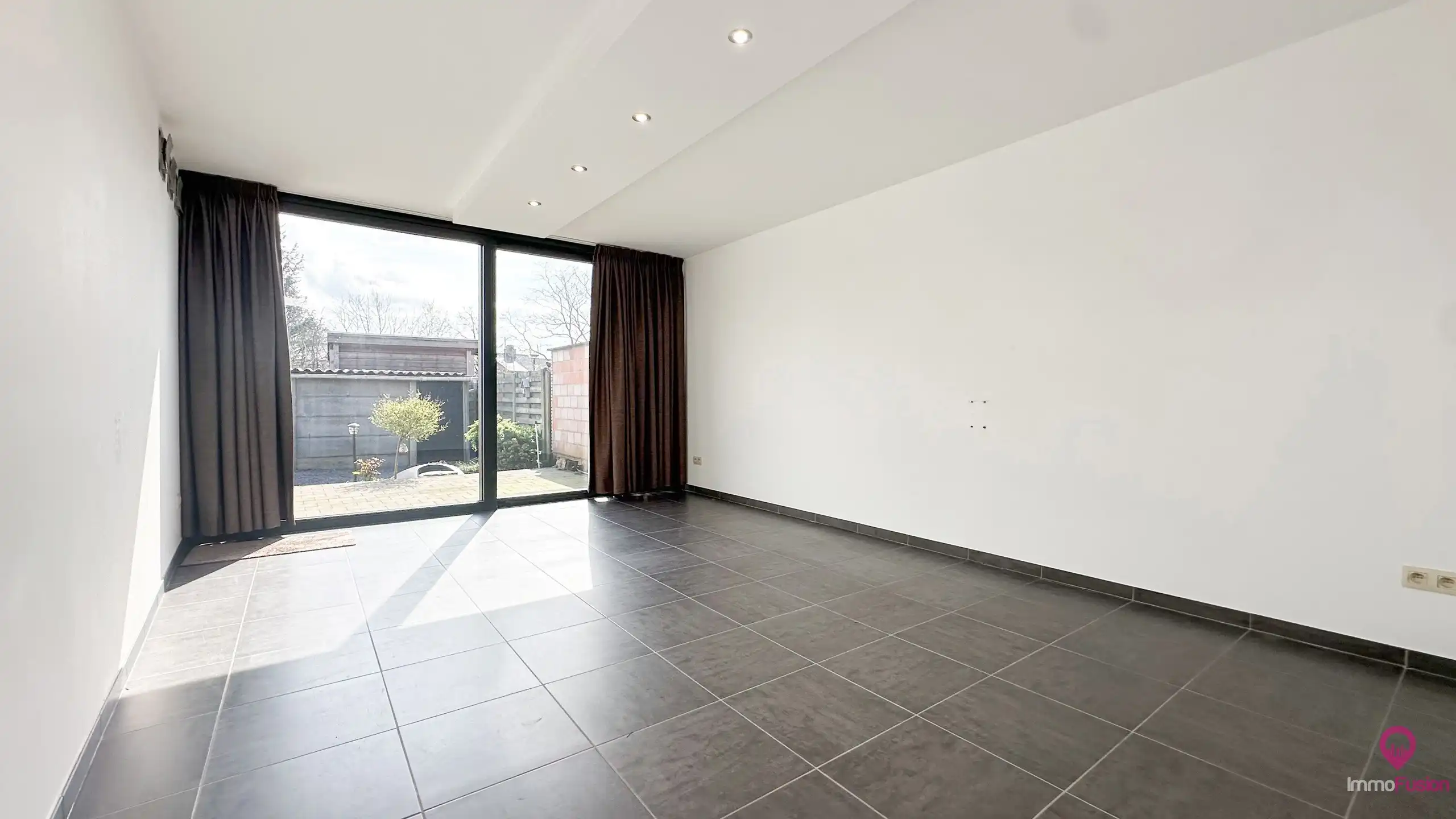 Handelshuis (winkel + app) in Beringen-Centrum! foto 13