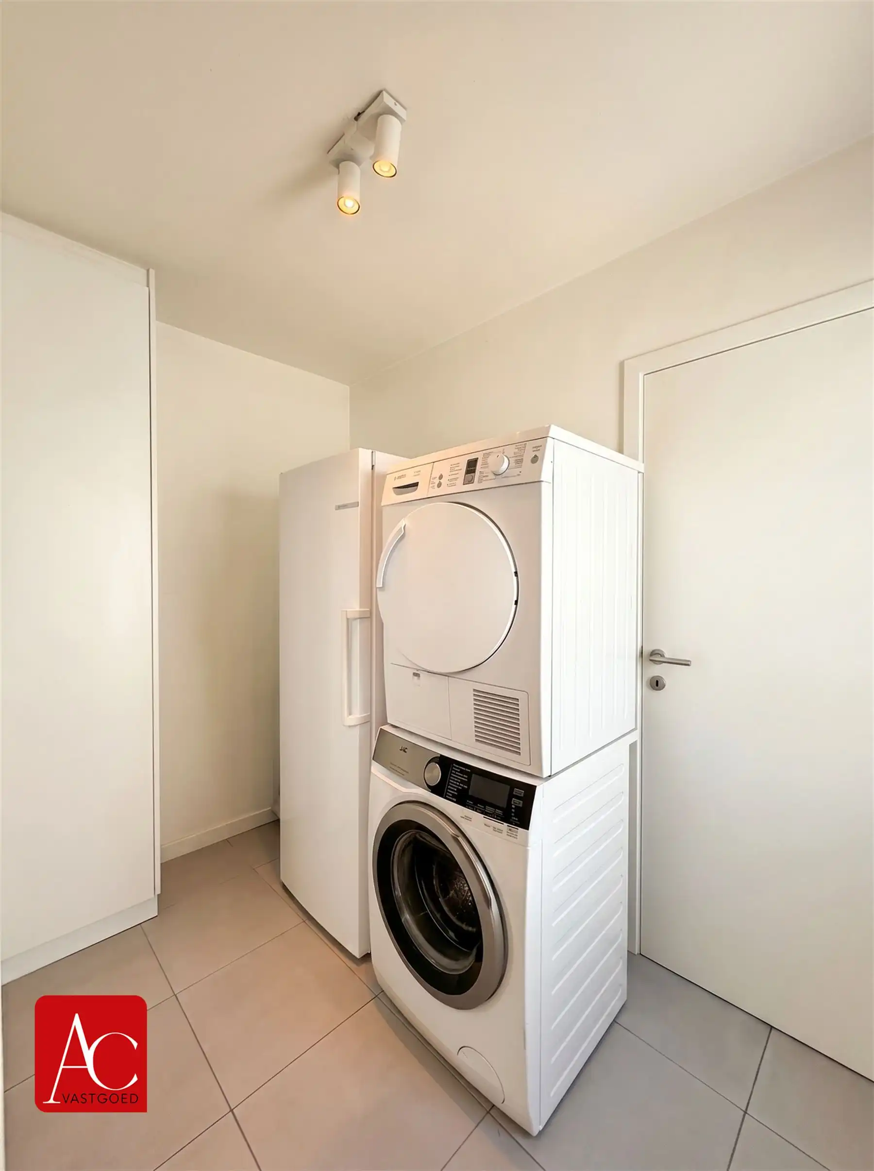 Instapklare woning met 5 slaapkamers en tuin foto 15