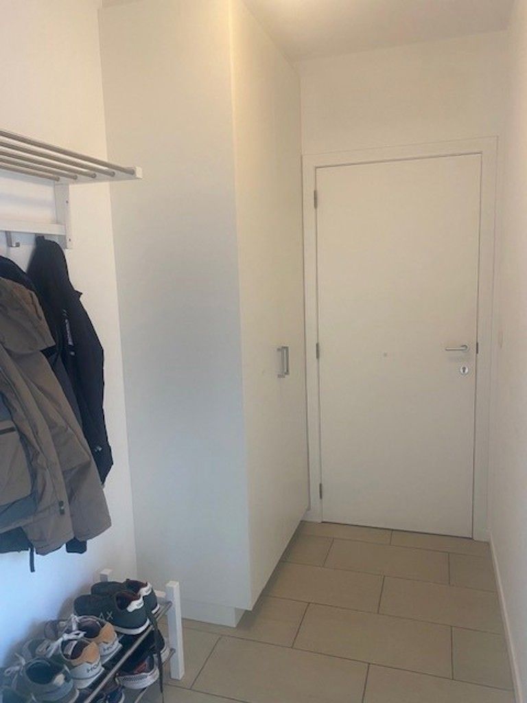 Lichtrijk dakappartement in het hart van Loenhout foto 2