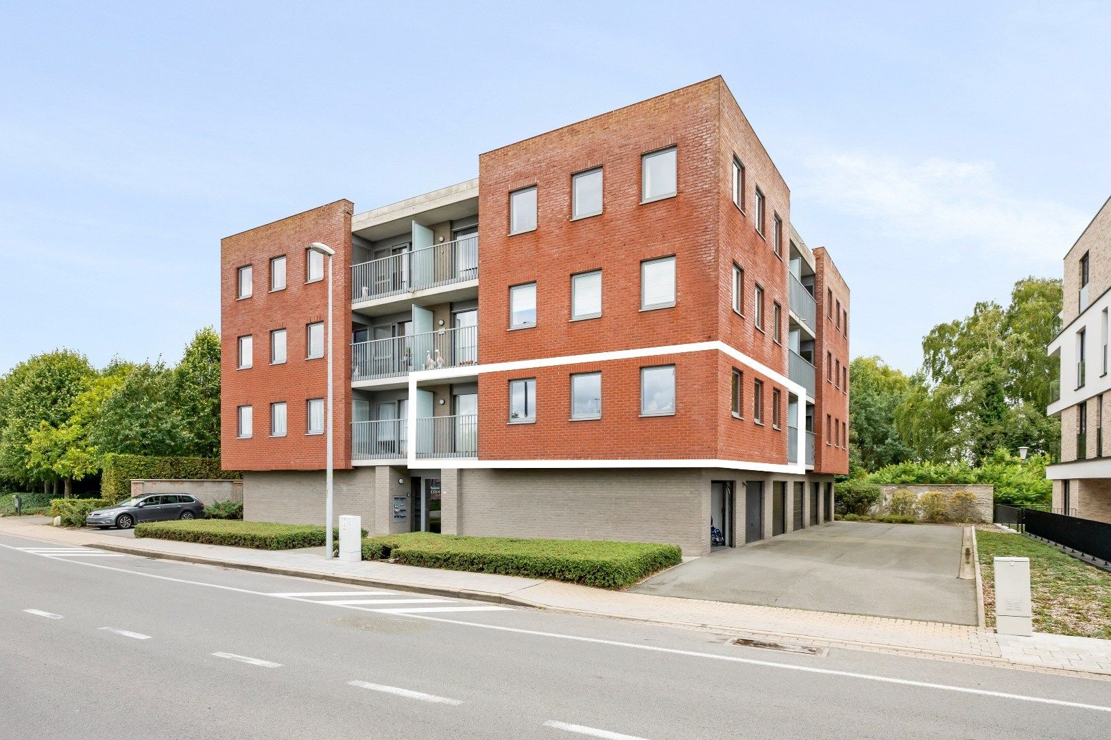 Prachtig appartement met 2 slaapkamers en 2 terrassen. foto {{pictureIndex}}