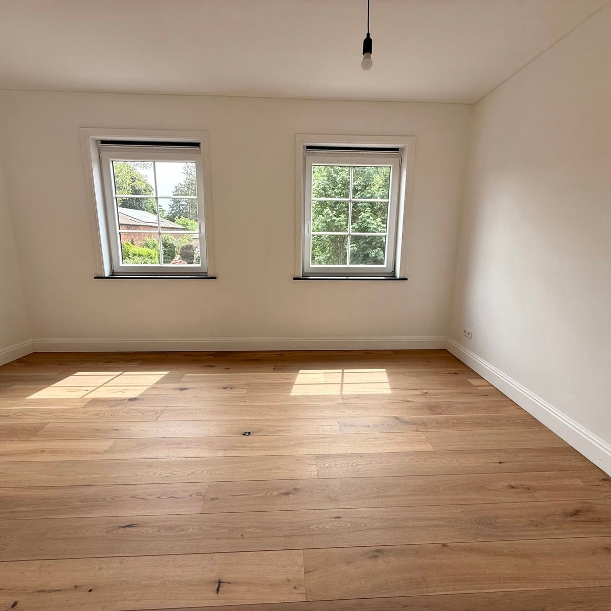 Gerenoveerde stadswoning met 3 slpks en riante tuin foto 16