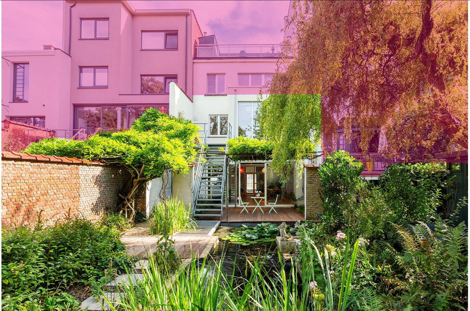 Unieke duplexwoning ontworpen door Léon Stynen foto {{pictureIndex}}