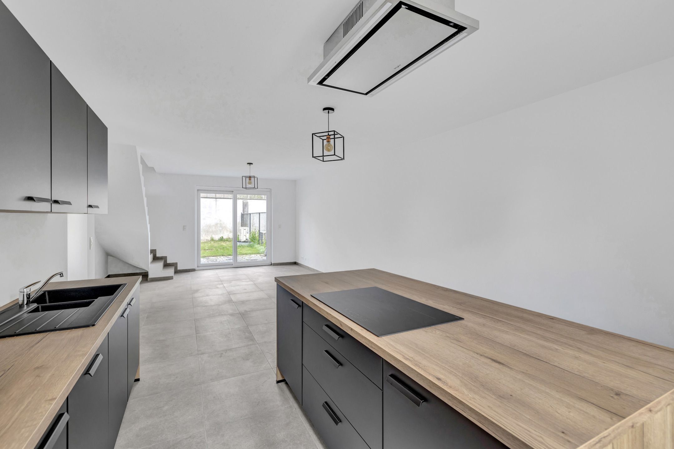 Nieuwbouwwoning met 4 slaapkamers en uitstekende verbinding foto 9