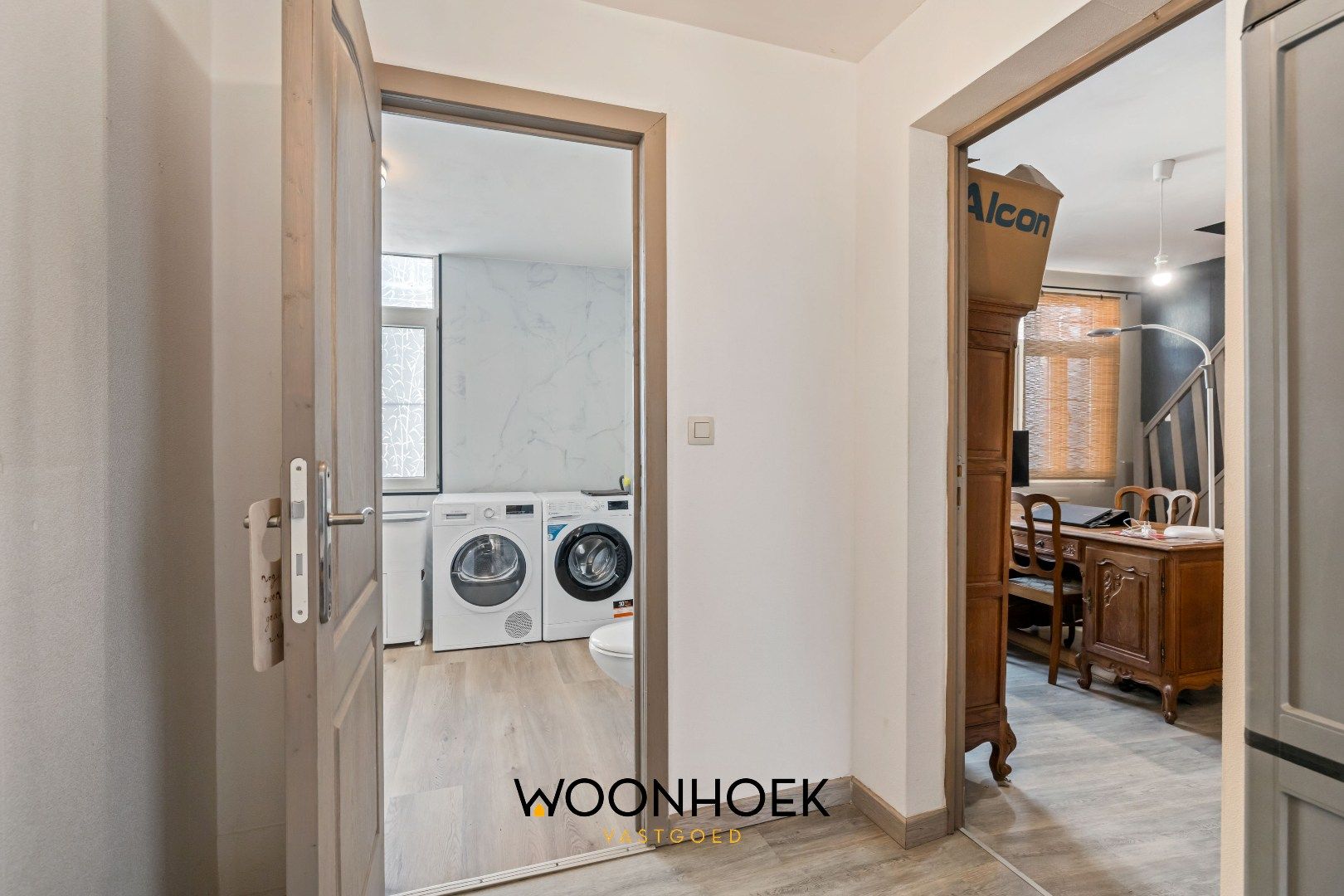 Ruime woning in centrum Waasmunster  foto 13