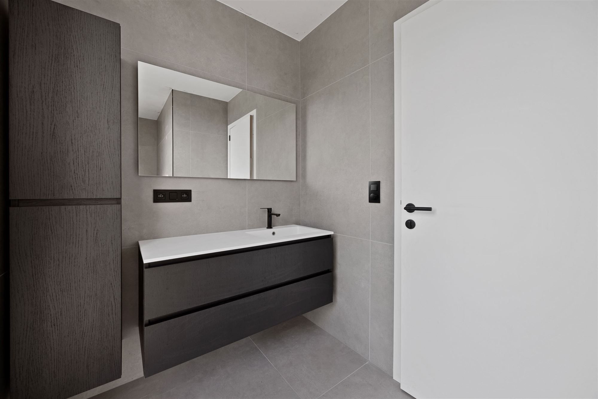 NIEUWBOUW APPARTEMENT VAN 113M² MET 2 SLAAPKAMERS EN TERRASSEN MET MOGELIJKHEID TOT AANKOOP 6% BTW! foto 8