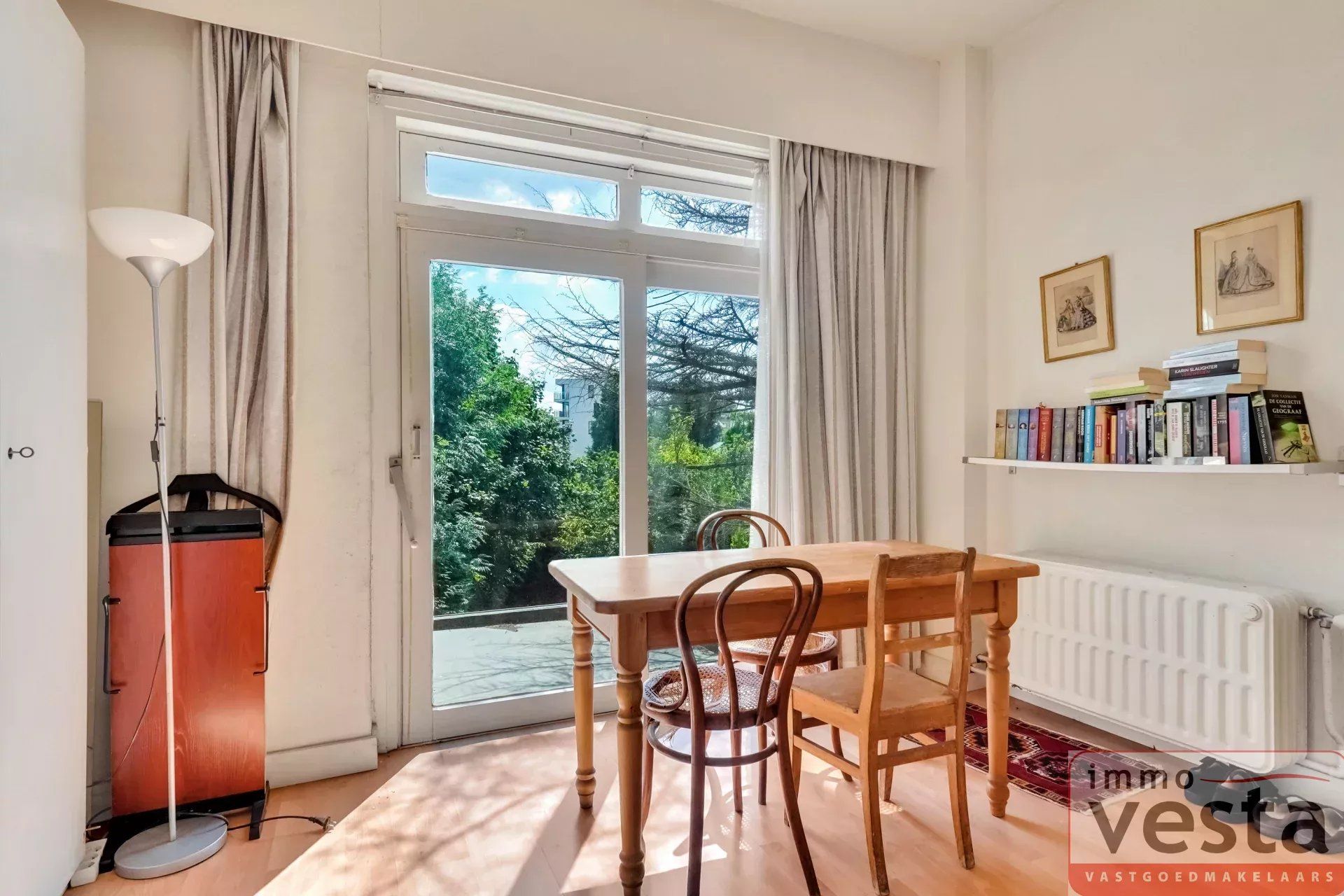 Statige herenwoning aan de stadsrand foto 16