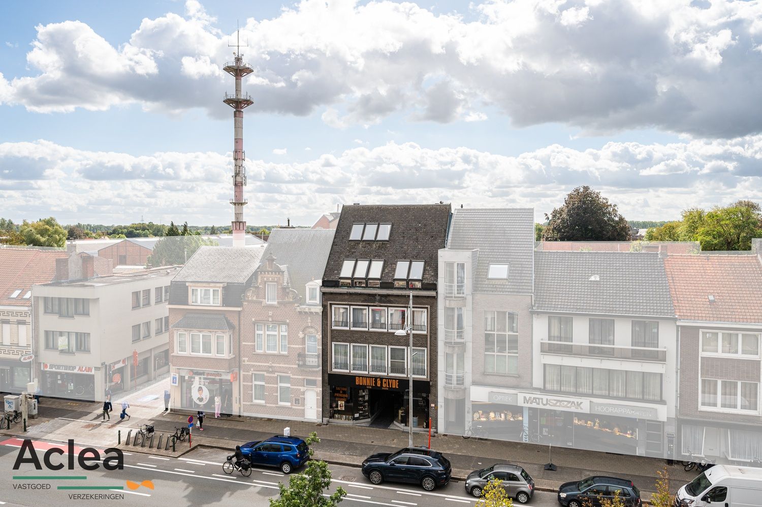 Volledig verhuurd appartementsgebouw in centrum Eeklo foto {{pictureIndex}}