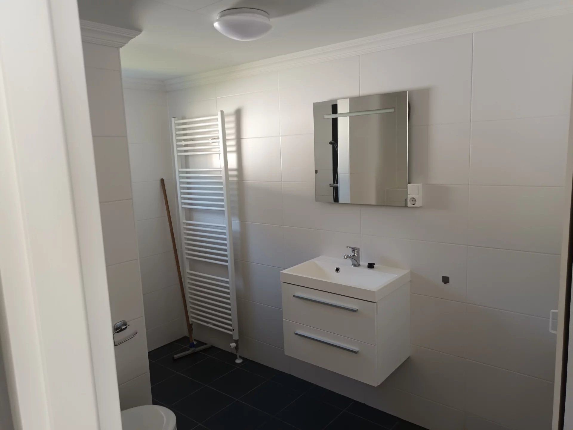 ruime chalet voor 4 personen op vakantiepark Europarcs te Mol foto 6