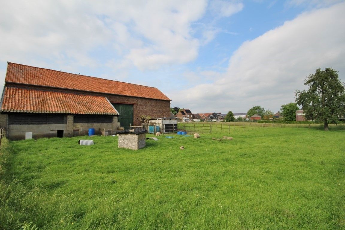 Charmante ruime hoeve met 3 slaapkamers nabij de E40 foto 31