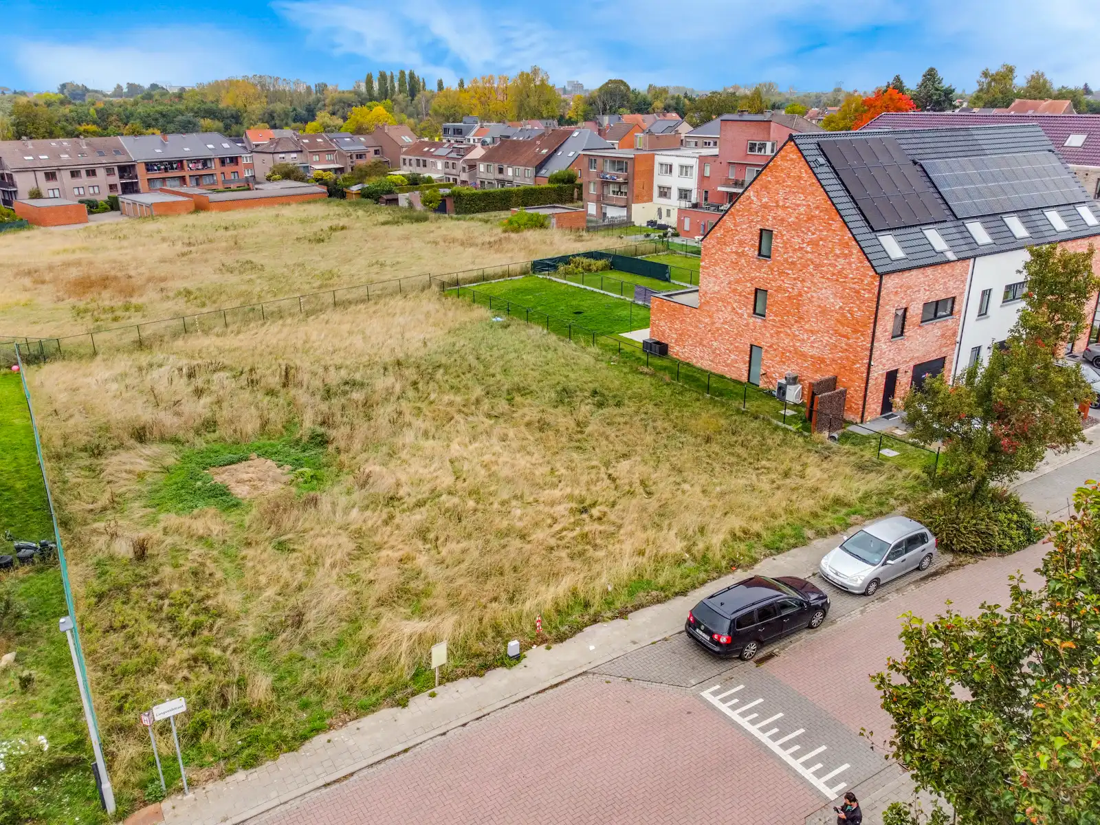 OPTIE Perceel bouwgrond HOB in doodlopende en residentiële straat foto 2