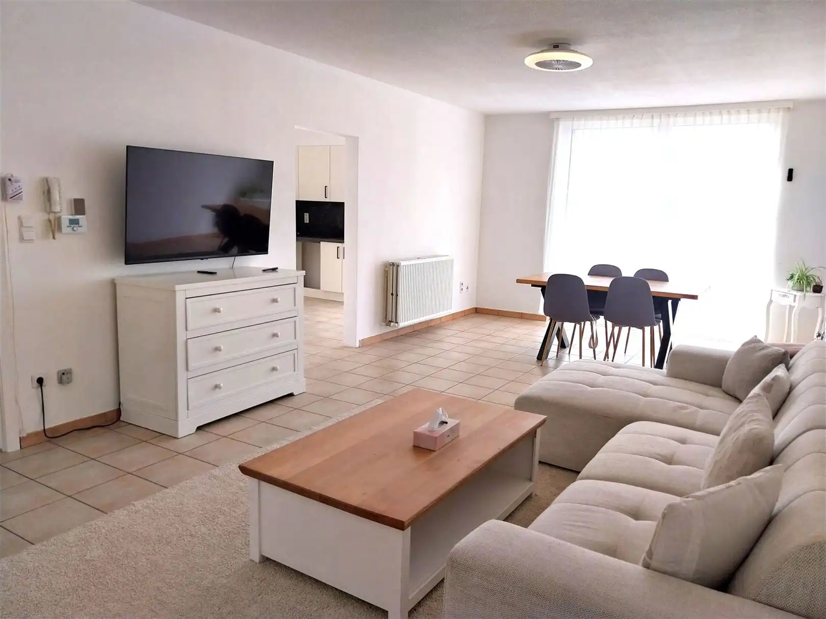 TE HUUR: Gelijkvloers appartement met 2 slaapkamers in Heusden! foto 2